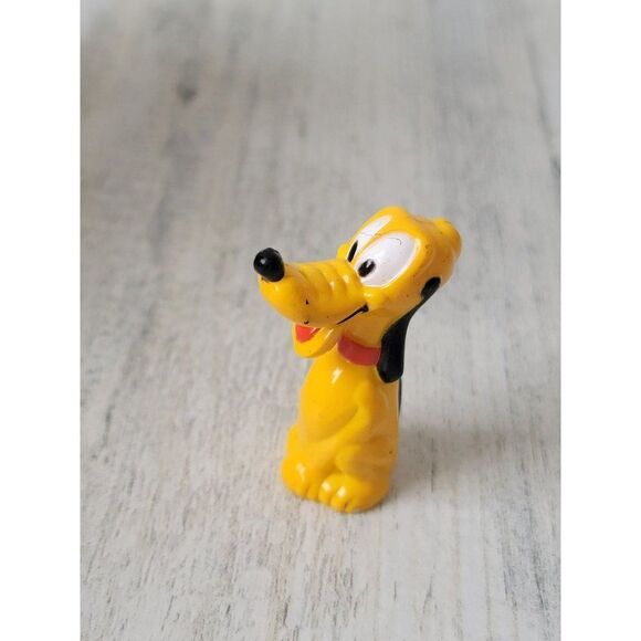 Miniature Pluto Mickey Mouse dog accessory play toy figure - Picture 4 of 5